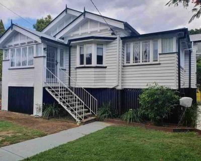 Residential Roof Painting Service in Brisbane