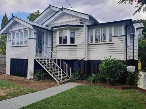 Residential Roof Painting Service in Brisbane