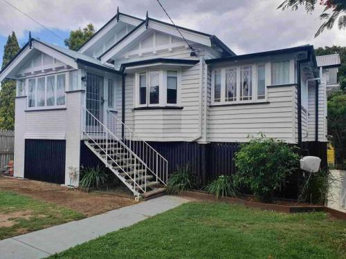 Residential Roof Painting Service in Brisbane